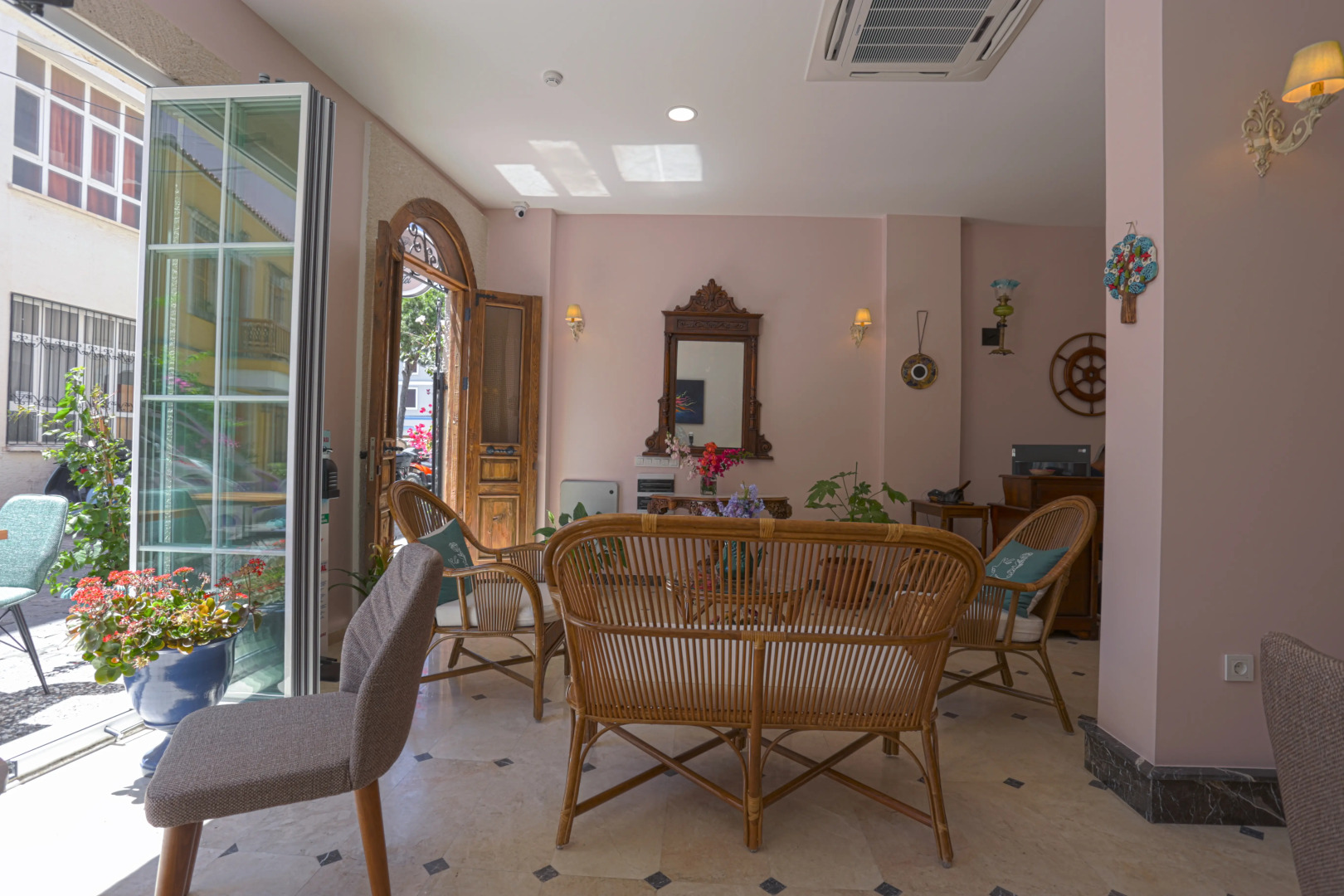 Отель ATAÇEŞME