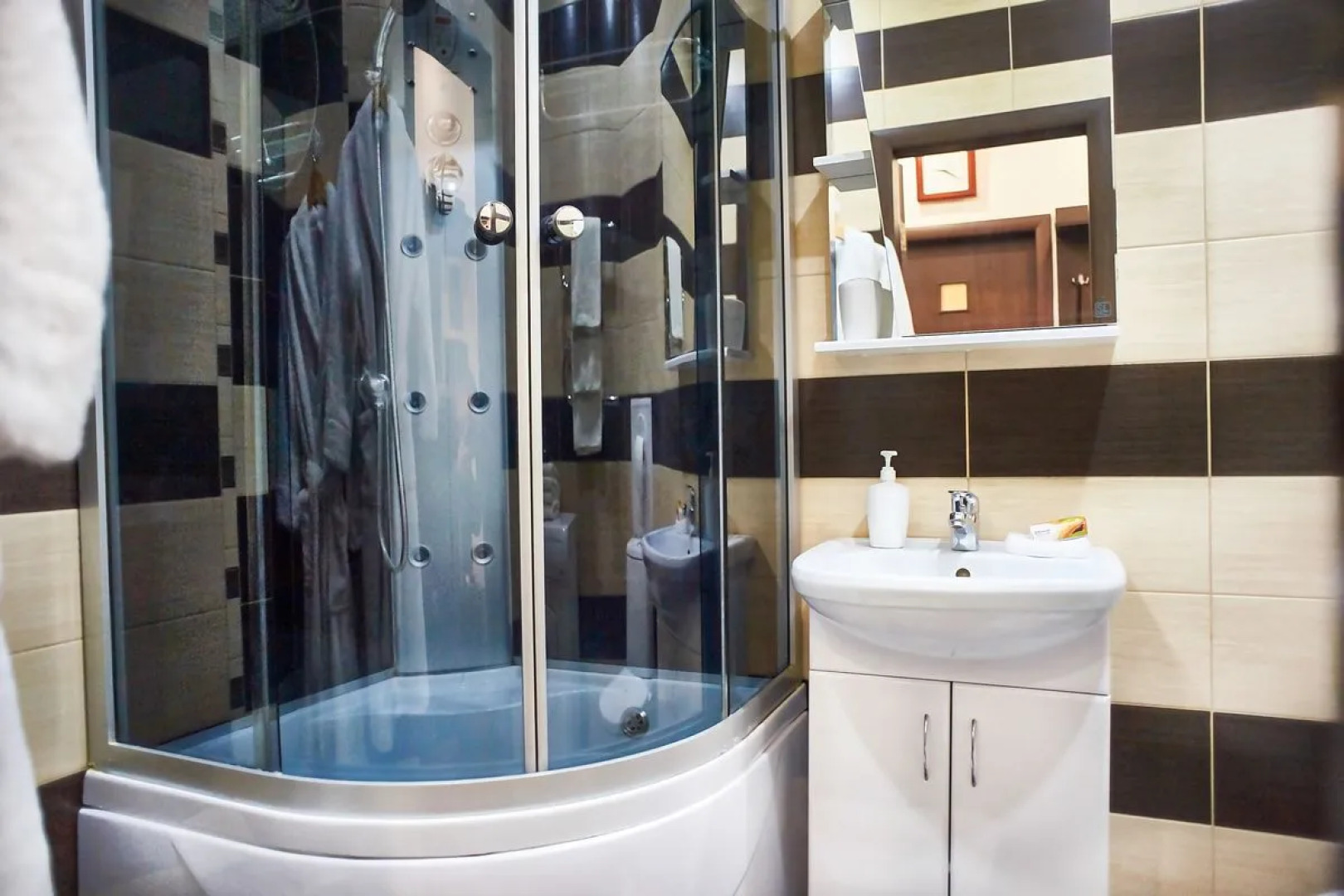 Апартаменты Пять Звёзд Стильная квартира с евроремонтом