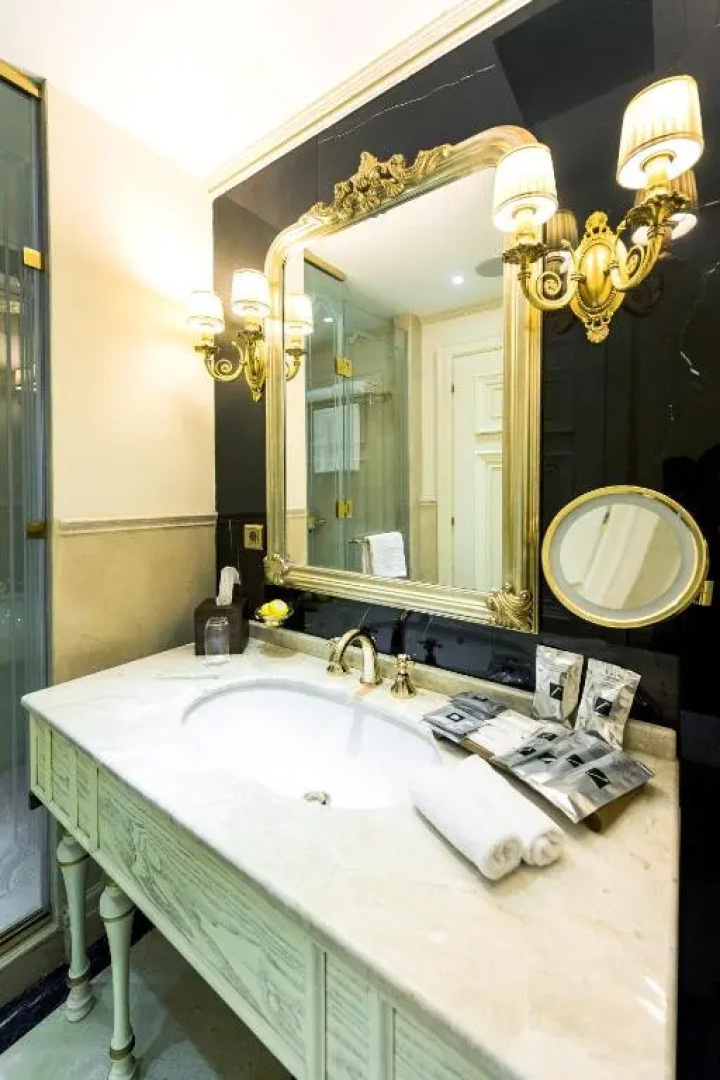 Отель Rixos Khadisha Shymkent