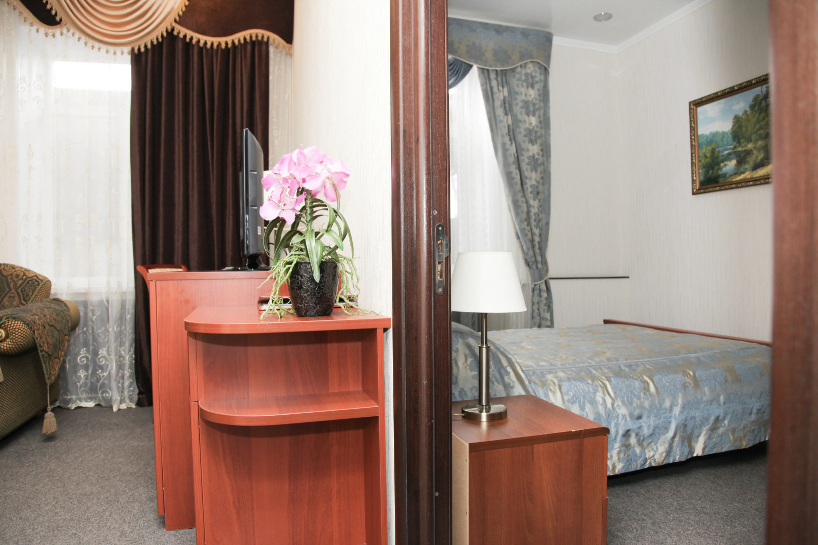 Отель Волга