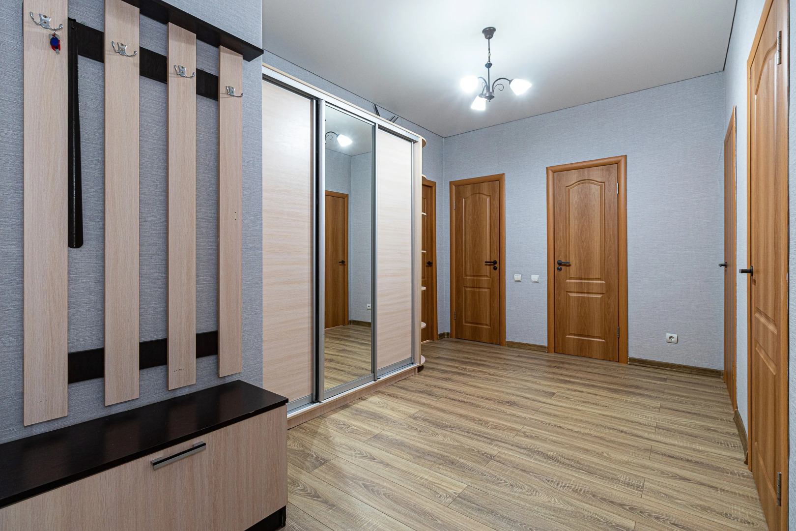 Квартира Двухкомнатная рядом с парком Галицкого