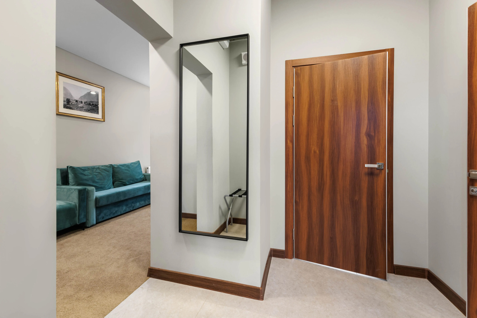 Отель Космос Ла Валли