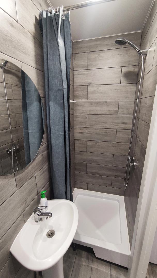 Апартаменты Зелёная студия у метро Суконная слобода