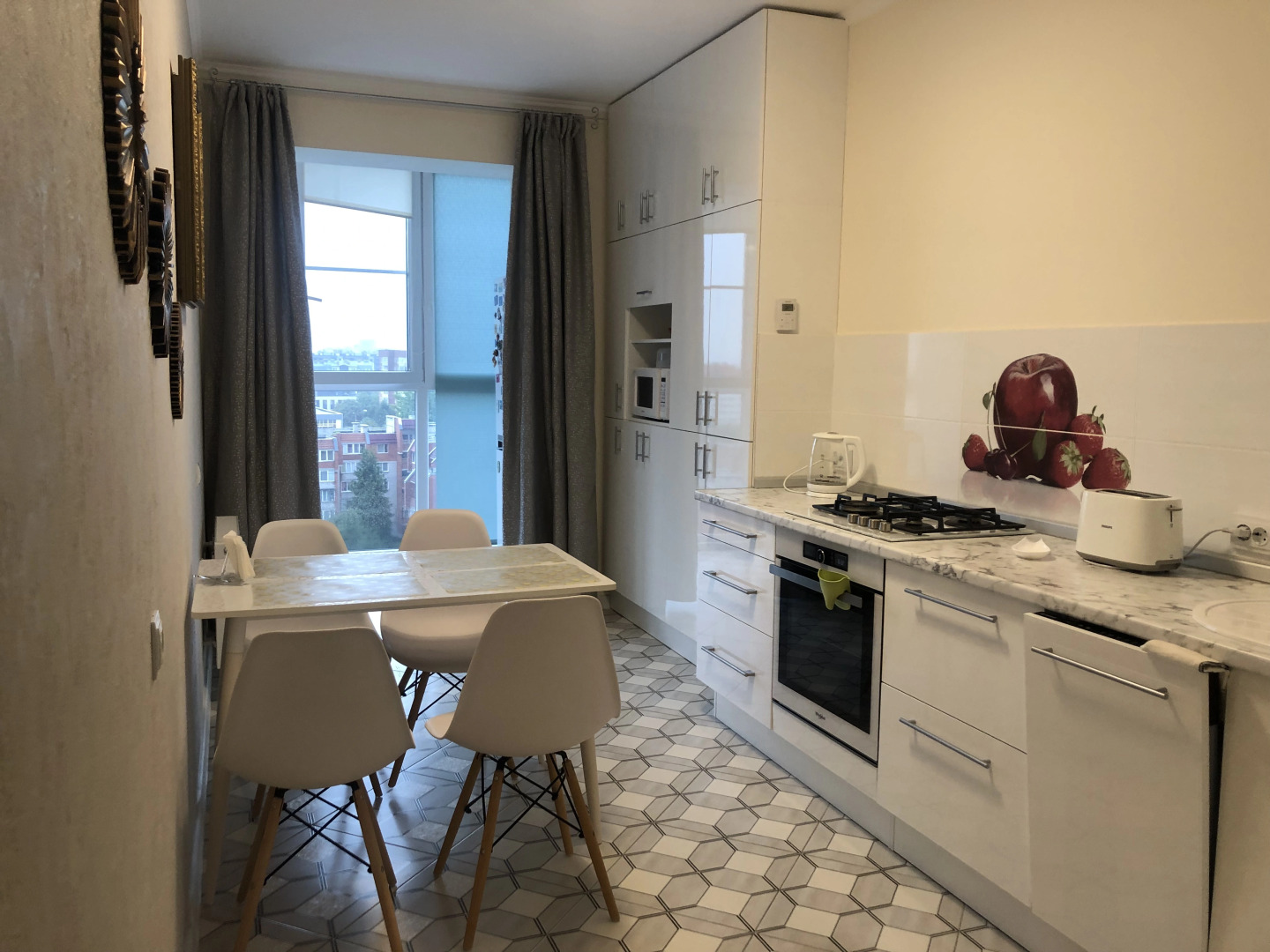 Апартаменты Современная Квартира Рядом с Верхним Озером