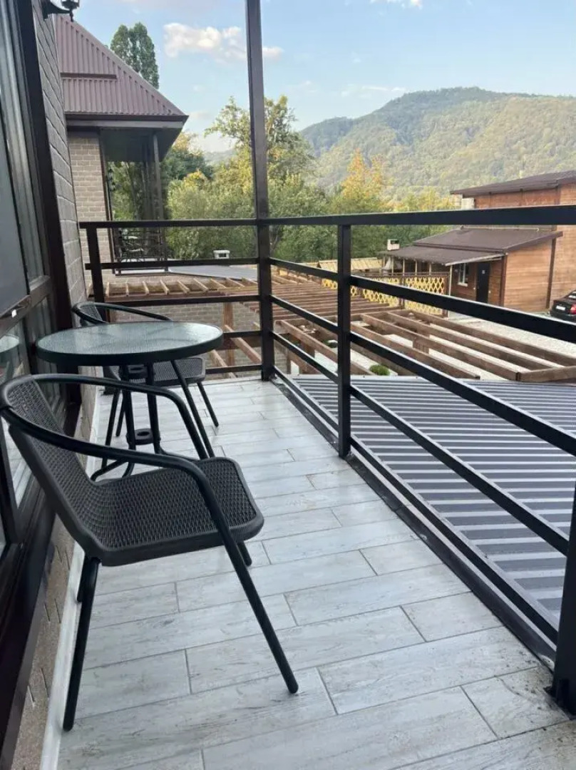 Частный дом с баней и бассейном