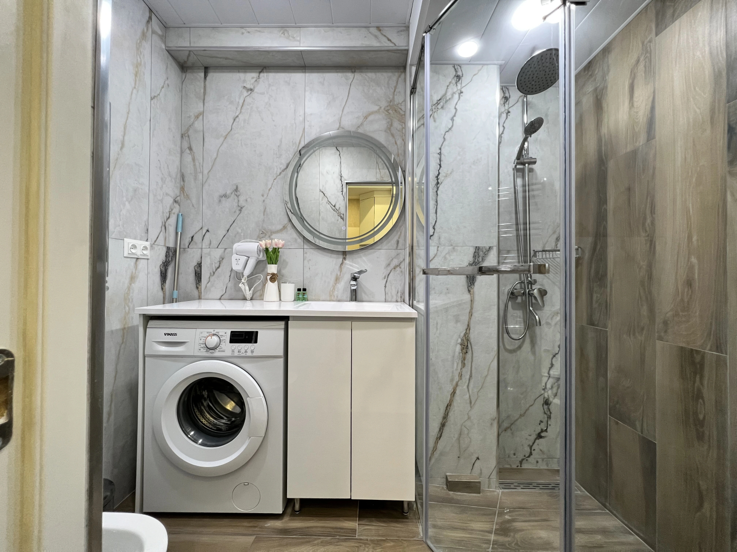 Апартаменты  Stylish apt city center, BW