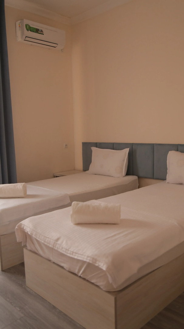 Отель Ideal Best Tour