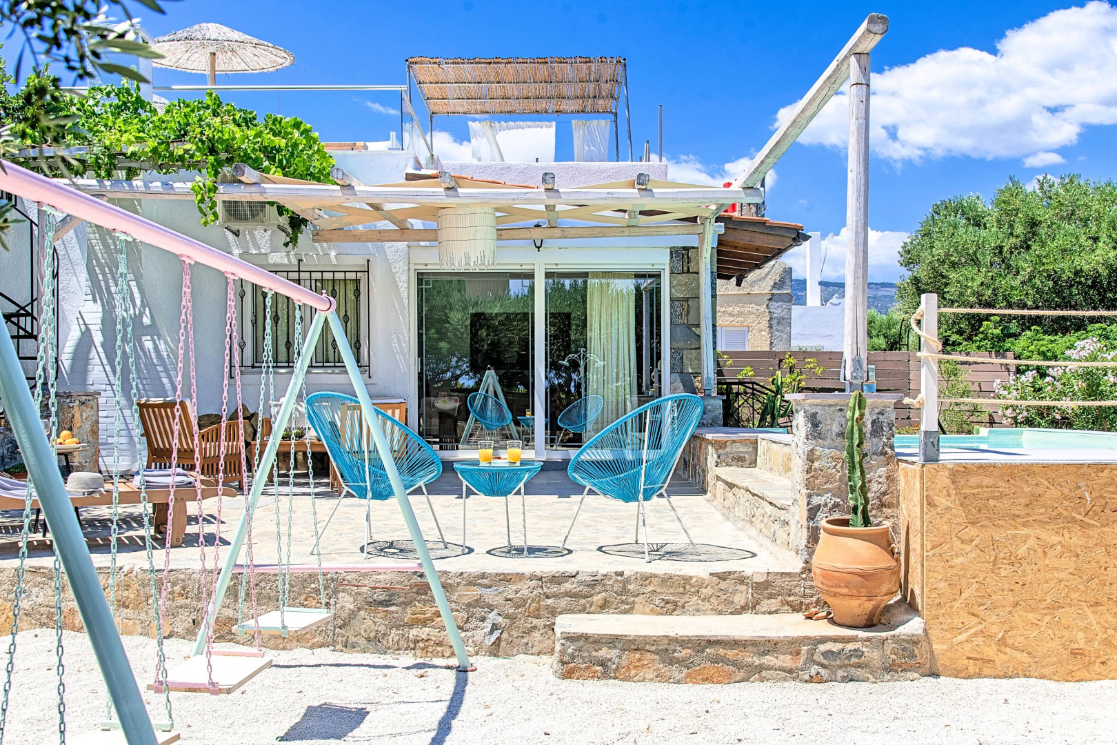 Вилла Cretan Lodge Heated Pool