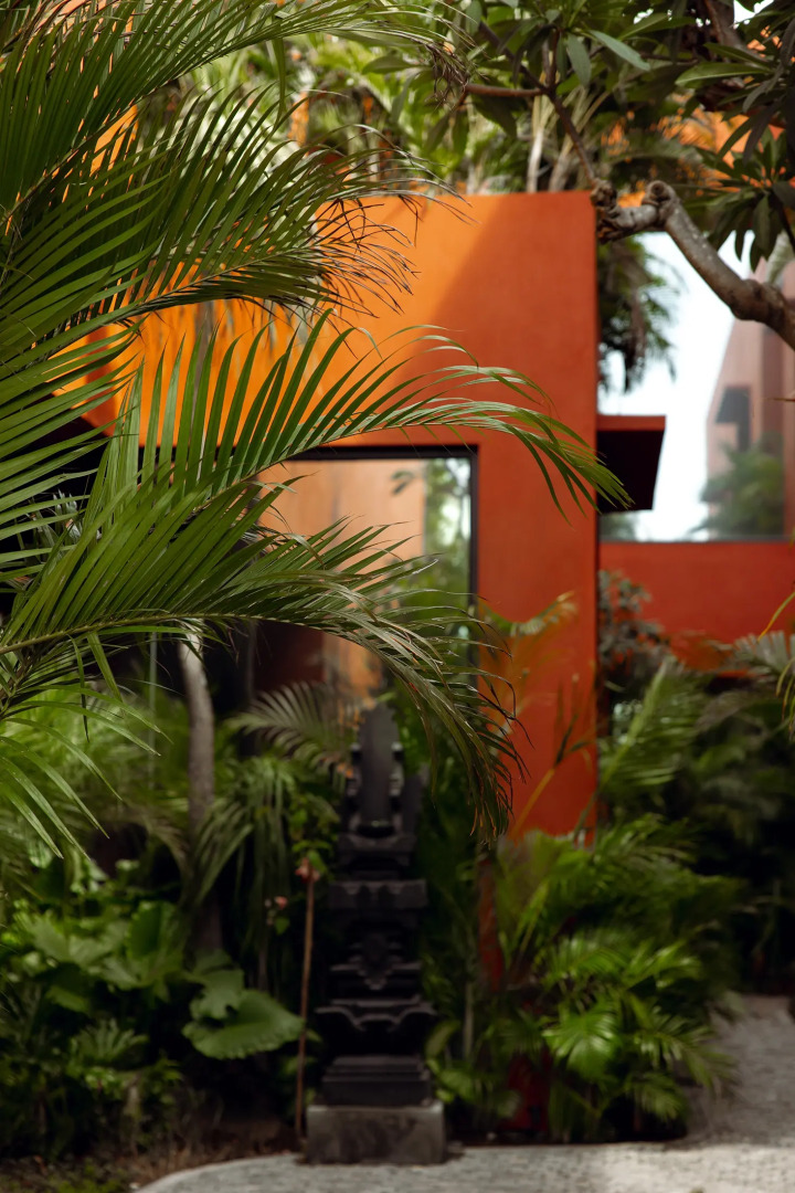 Five Stories Villa By SUOM