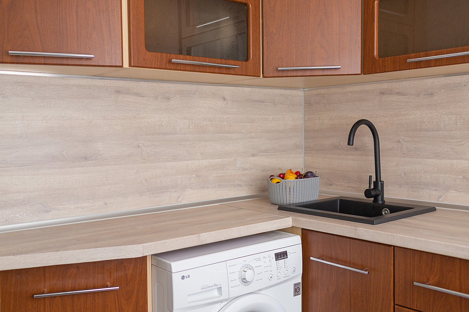 Апартаменты Океанский проспект 140