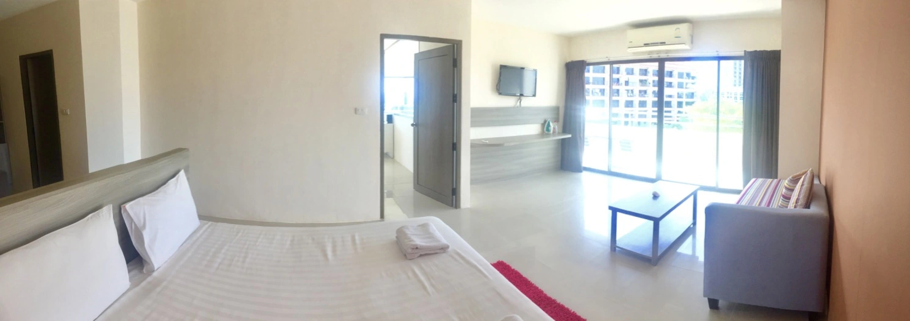 Апартаменты R-Con Wongamat