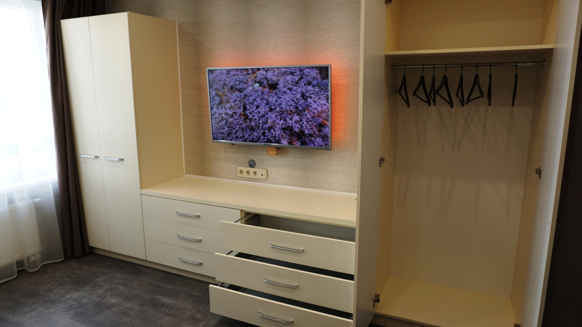 Квартира  MiHome Фантастические Закаты