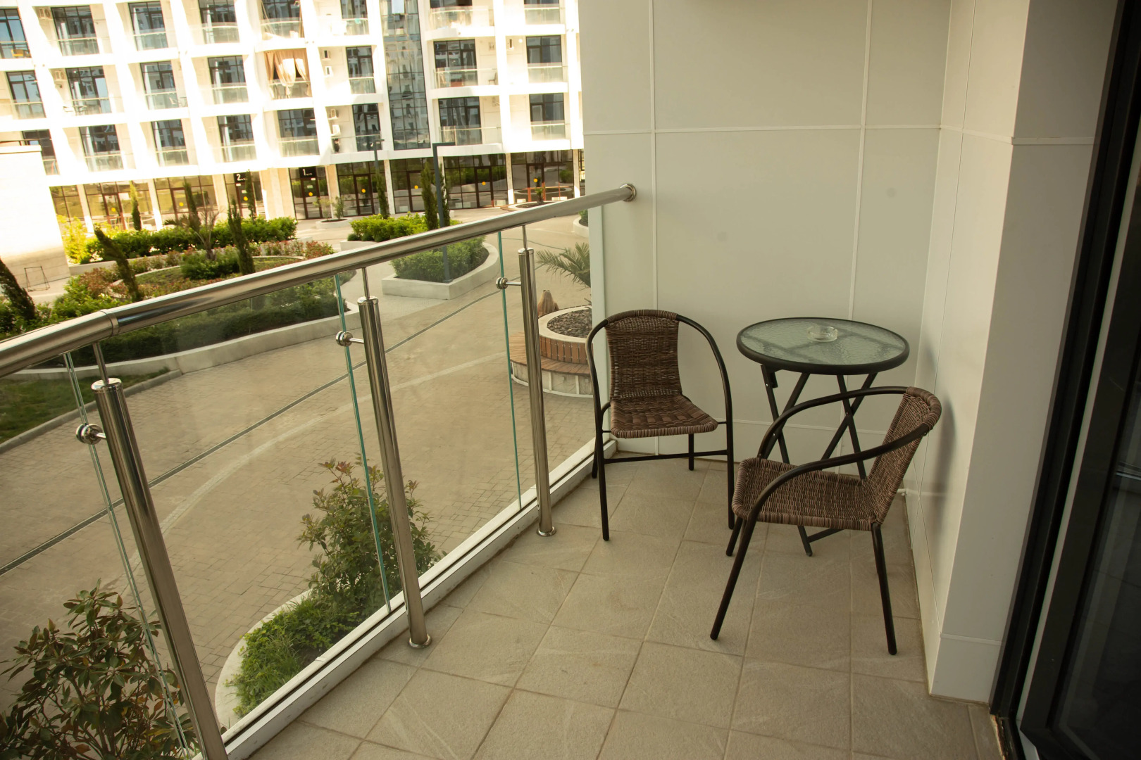 Квартира Студия с Дизайнерским Ремонтом на Черноморском Побережье