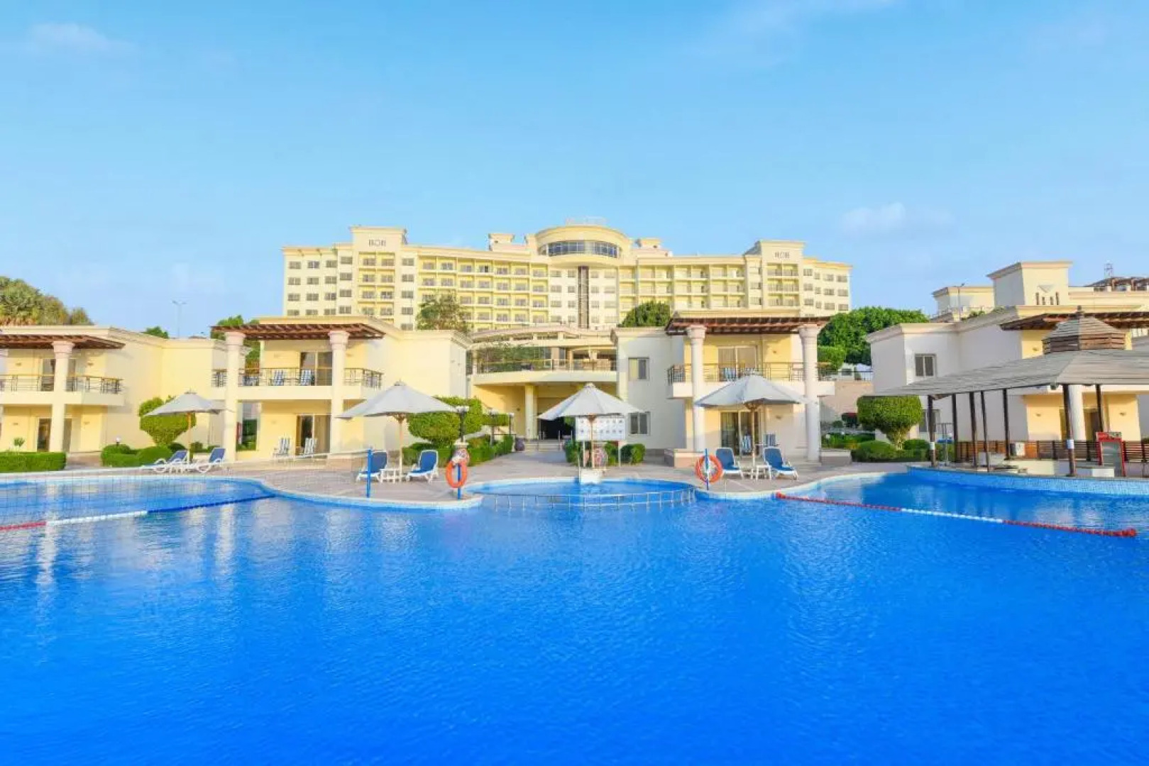 Отель Tolip Aswan