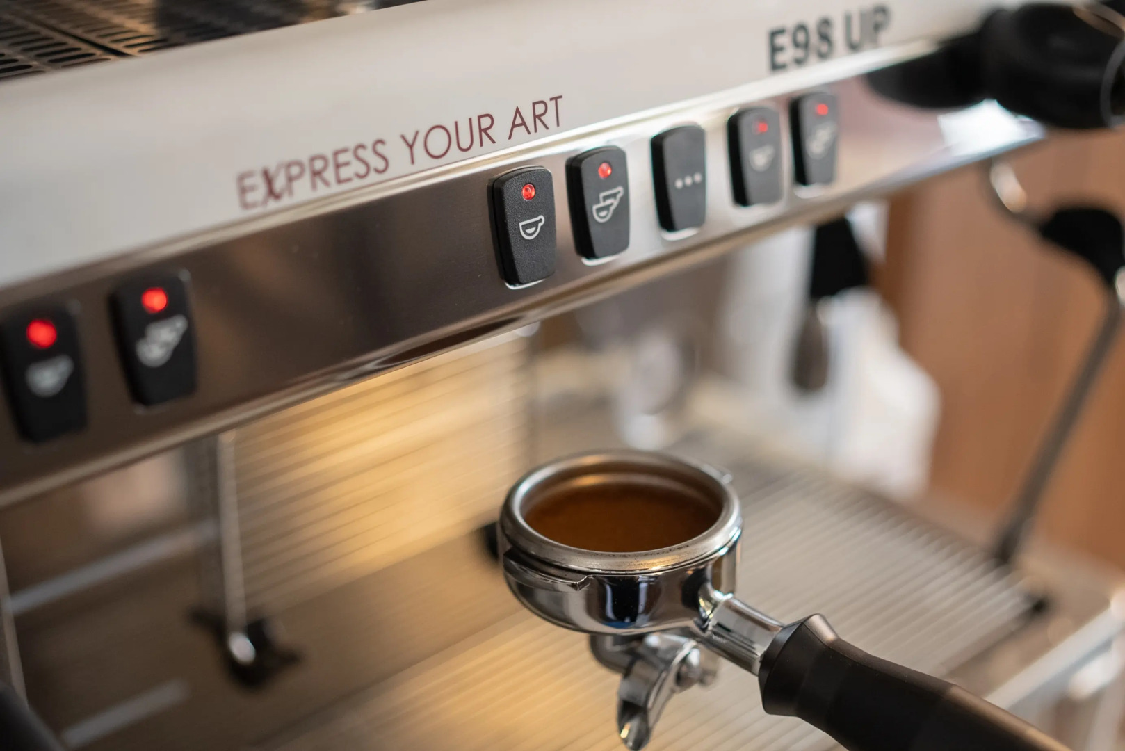 Отель Golden River By Continent Collection