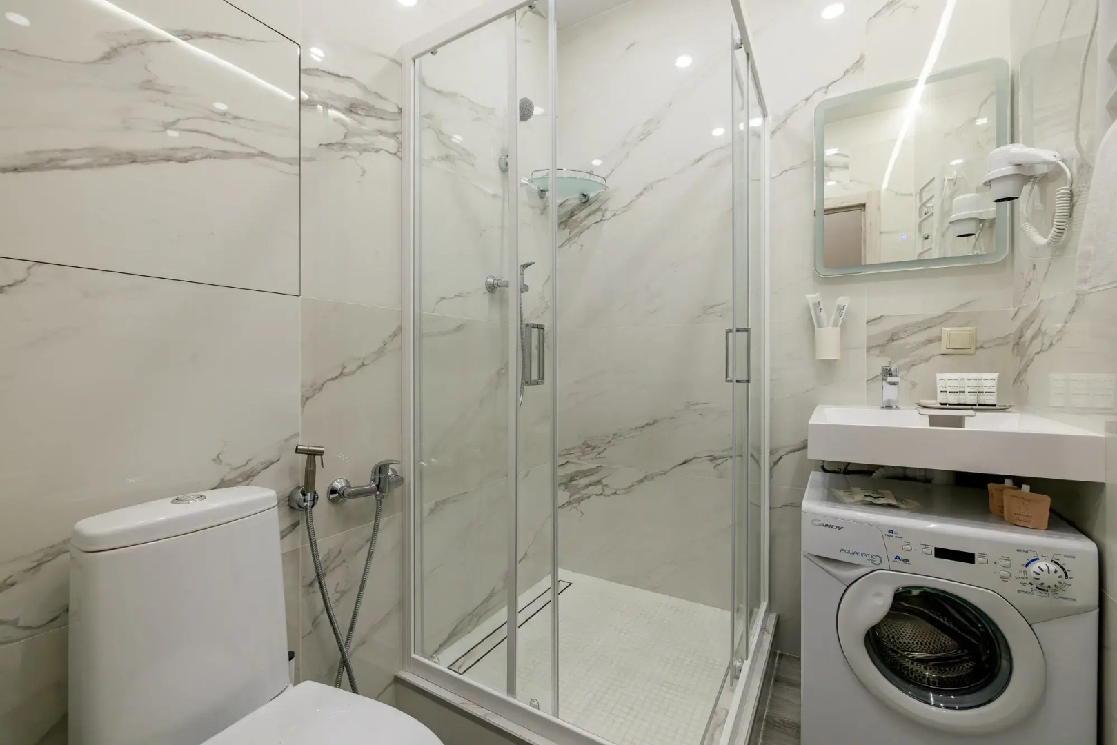 Апартаменты с Хорошим Ремонтом