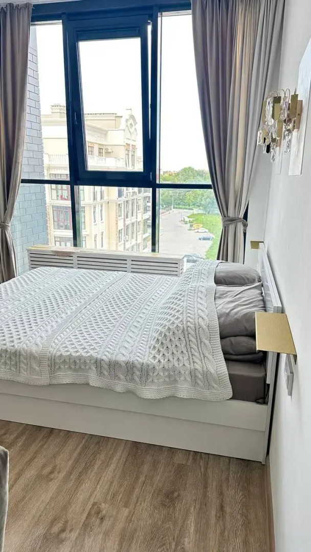 Квартира Бело-золотая Студия