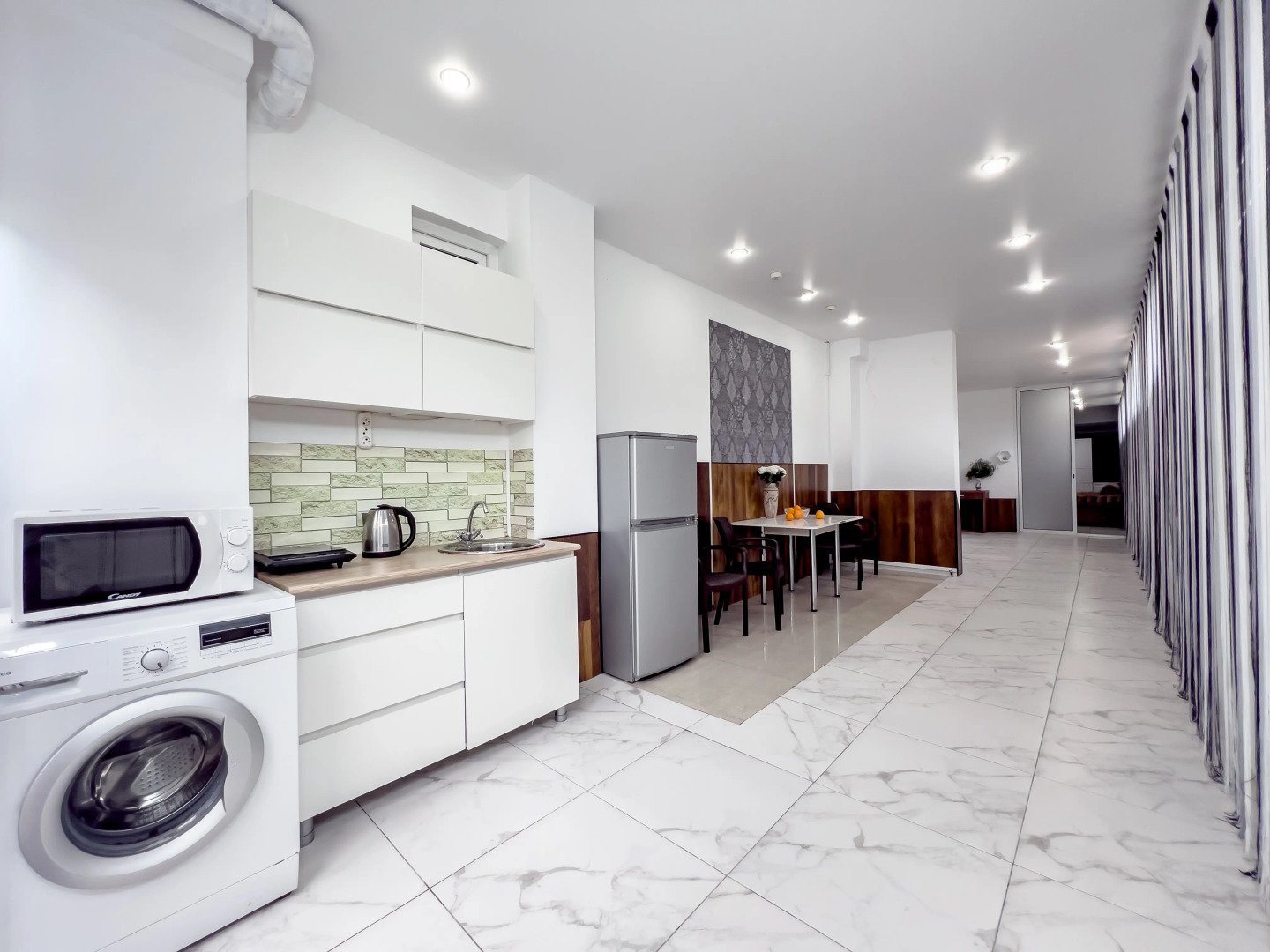 Апартаменты просторные у моря и парка в Сириусе