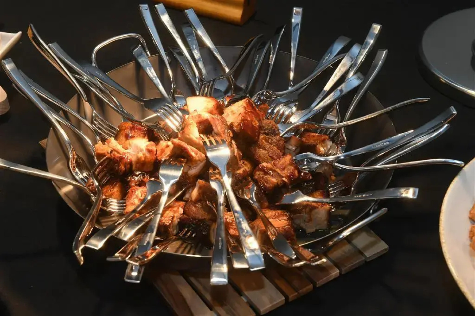 Отель Mona Plaza