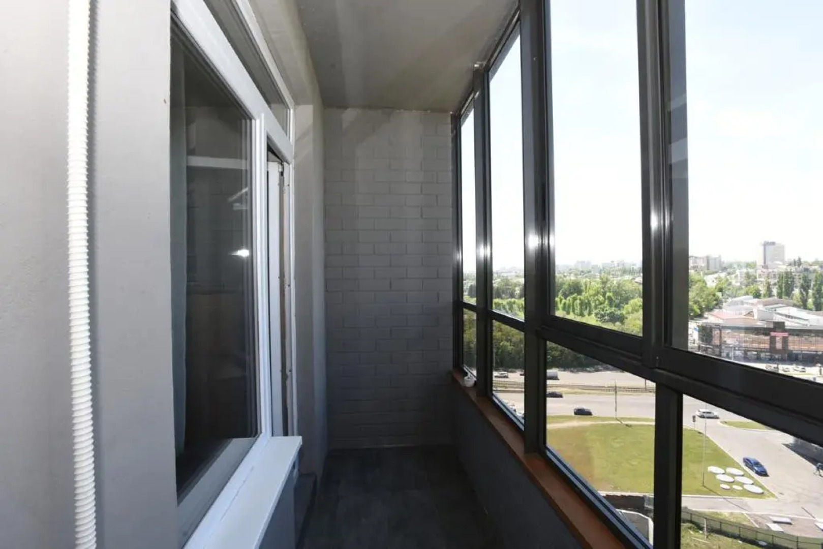 Апартаменты на набережной Максима Горького 49б