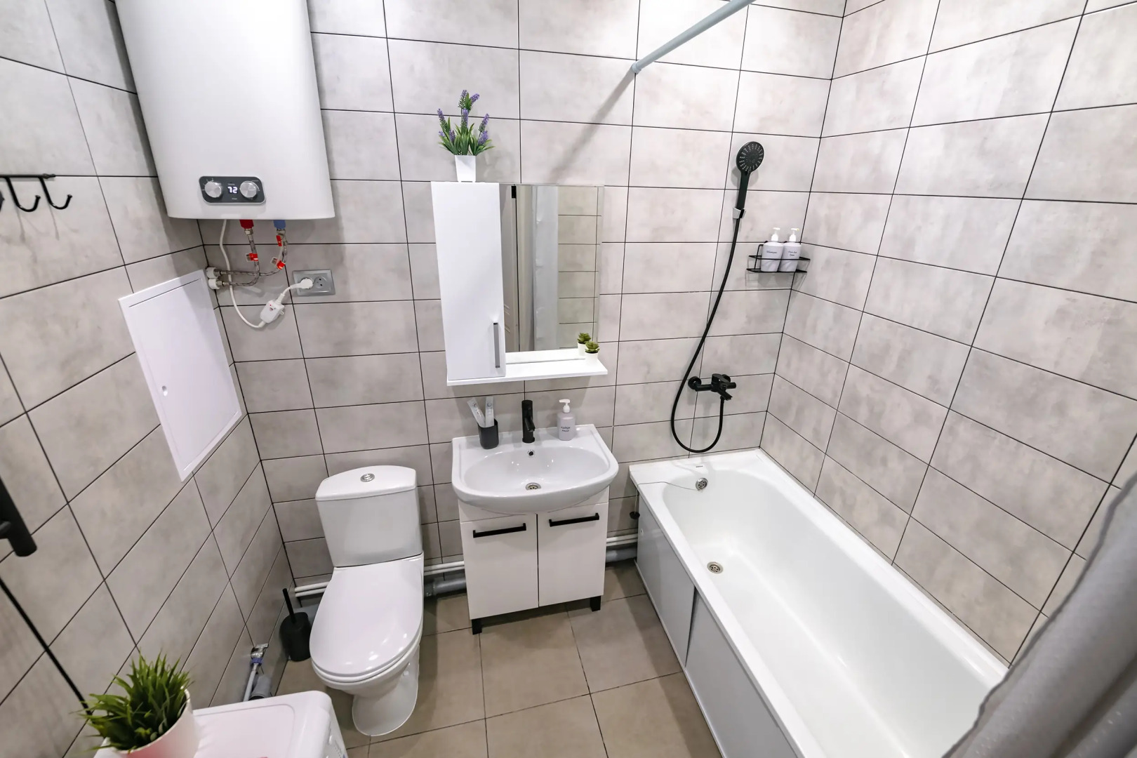 Апартаменты TopHouse на Нейбута  2А к4