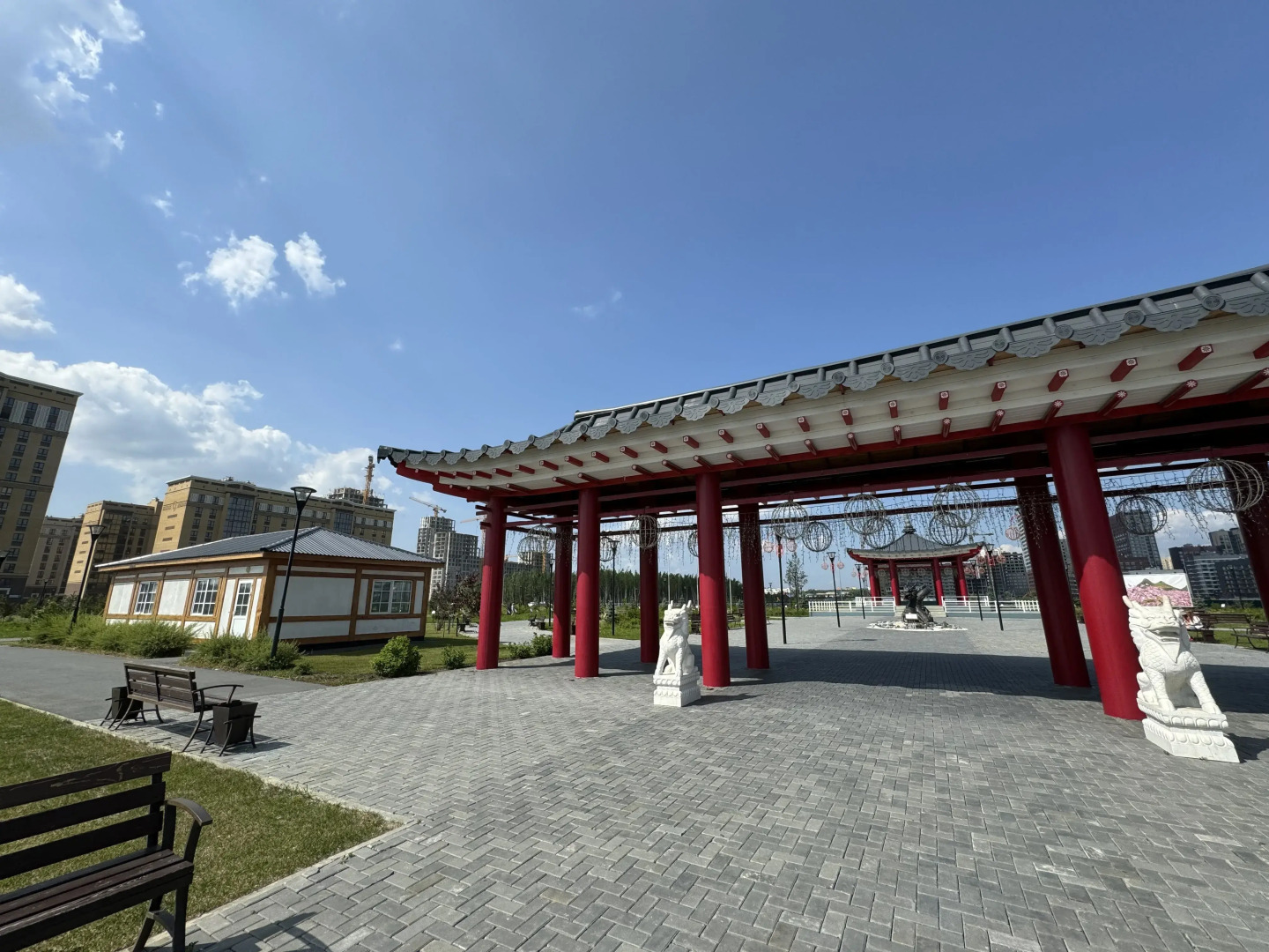 Апартаменты ВыДома в Квартале Дивном у Озера