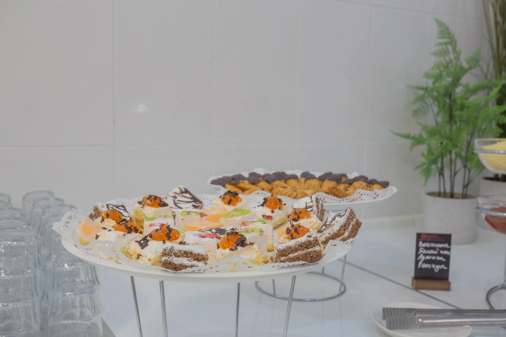 Отель Элефтерия