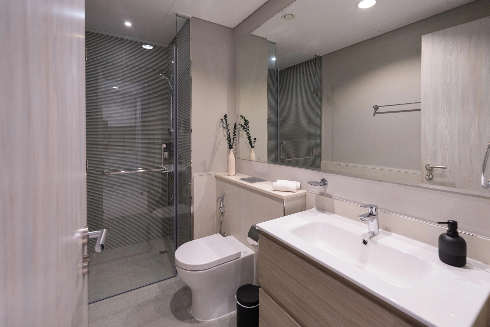 Апартаменты Keyrock Living Exclusive Stay in Business Bay