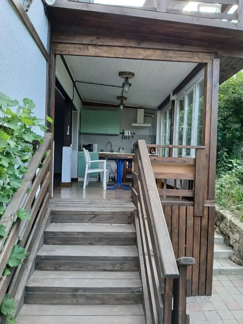 Квартира на первом этаже