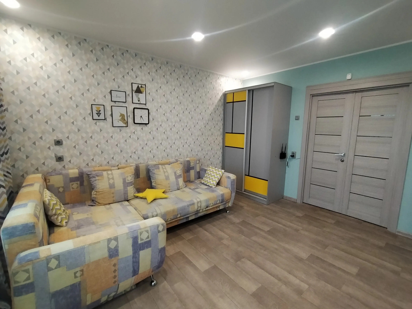 Апартаменты Отличный День рядом с ТРЦ Родник