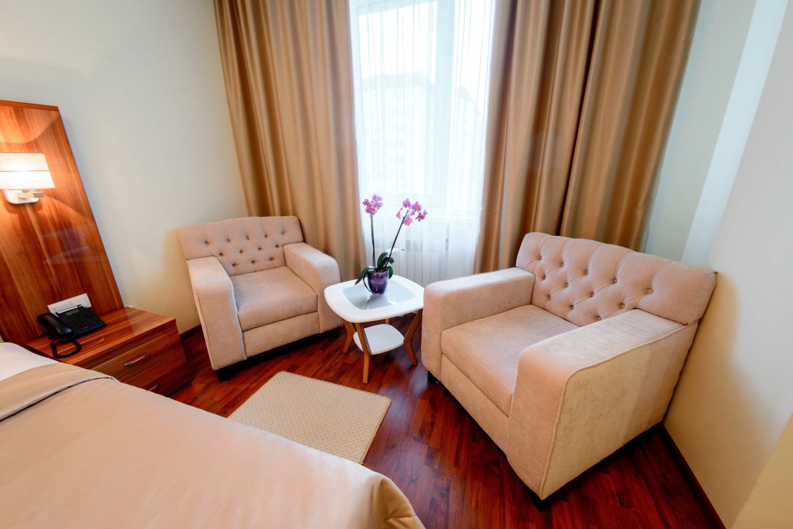 Отель Метрополис