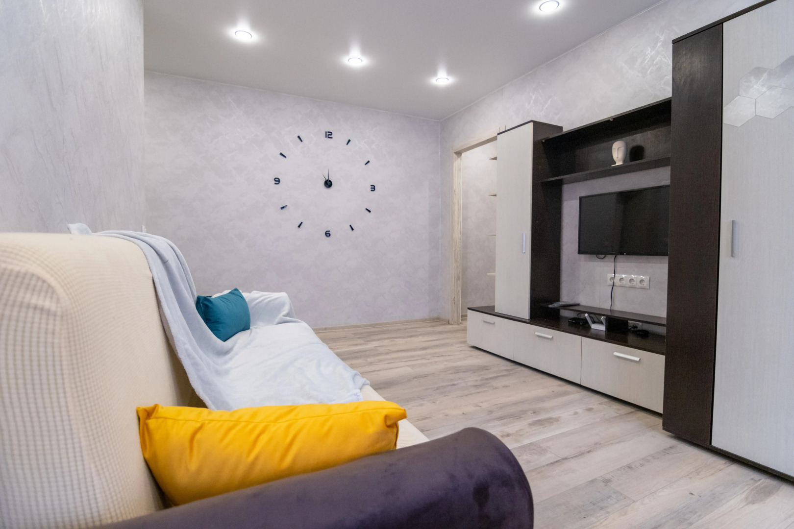 Апартаменты на главном проспекте города