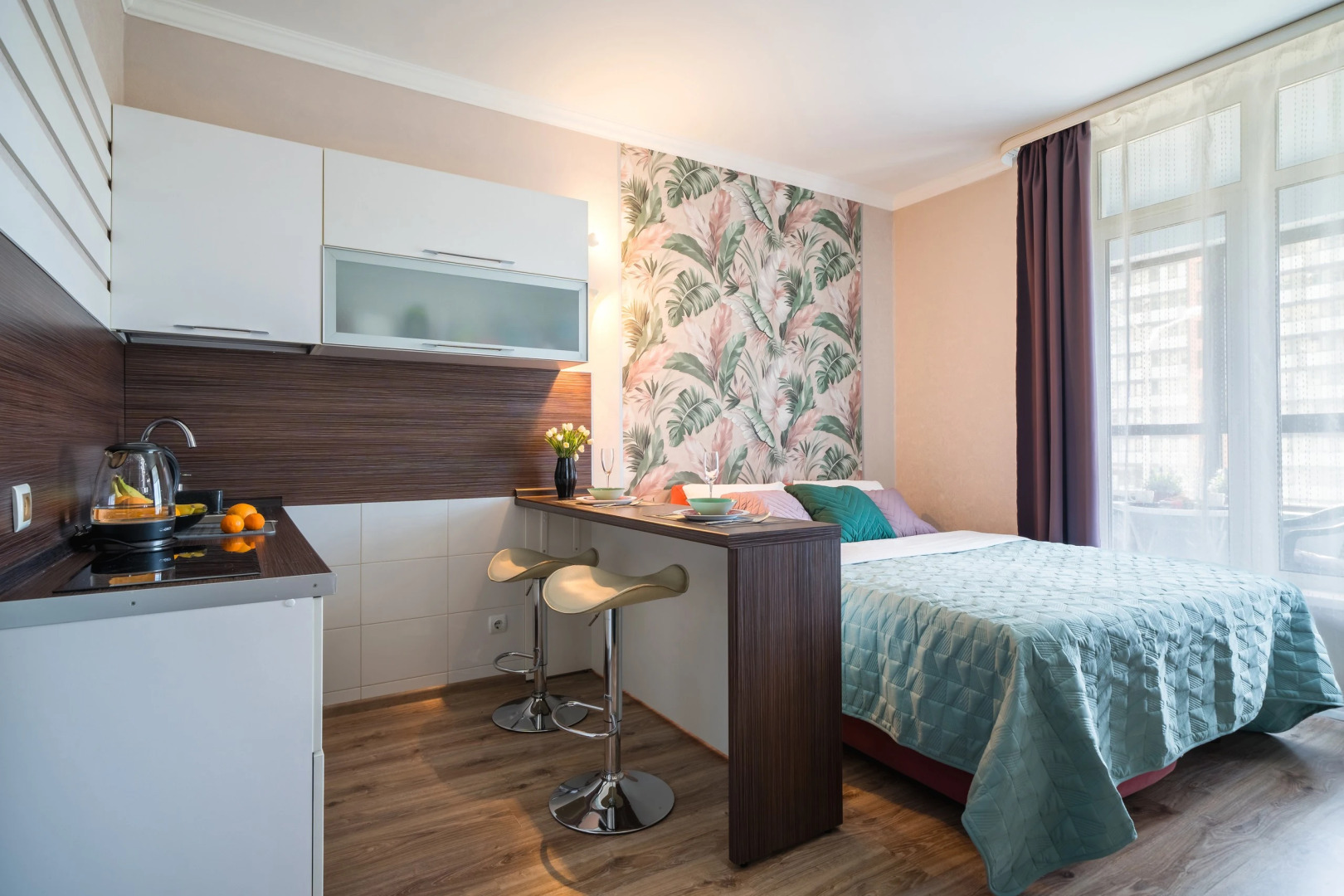 Апартаменты у метро в центре