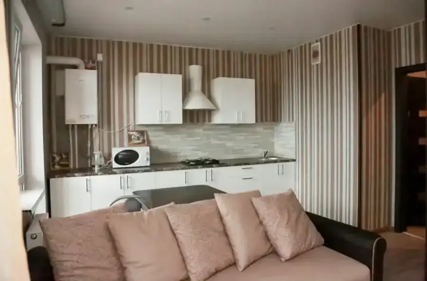 Апартаменты с новым качественным ремонтом