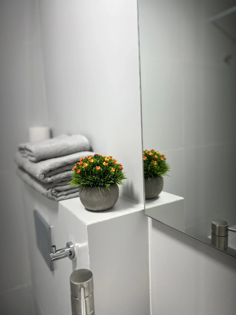 Апартаменты White Door Apartments