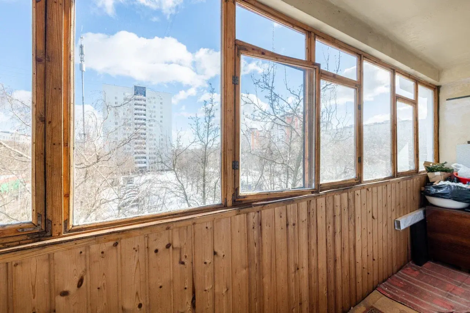 Апартаменты улучшенные Natali на метро Академика Янгеля