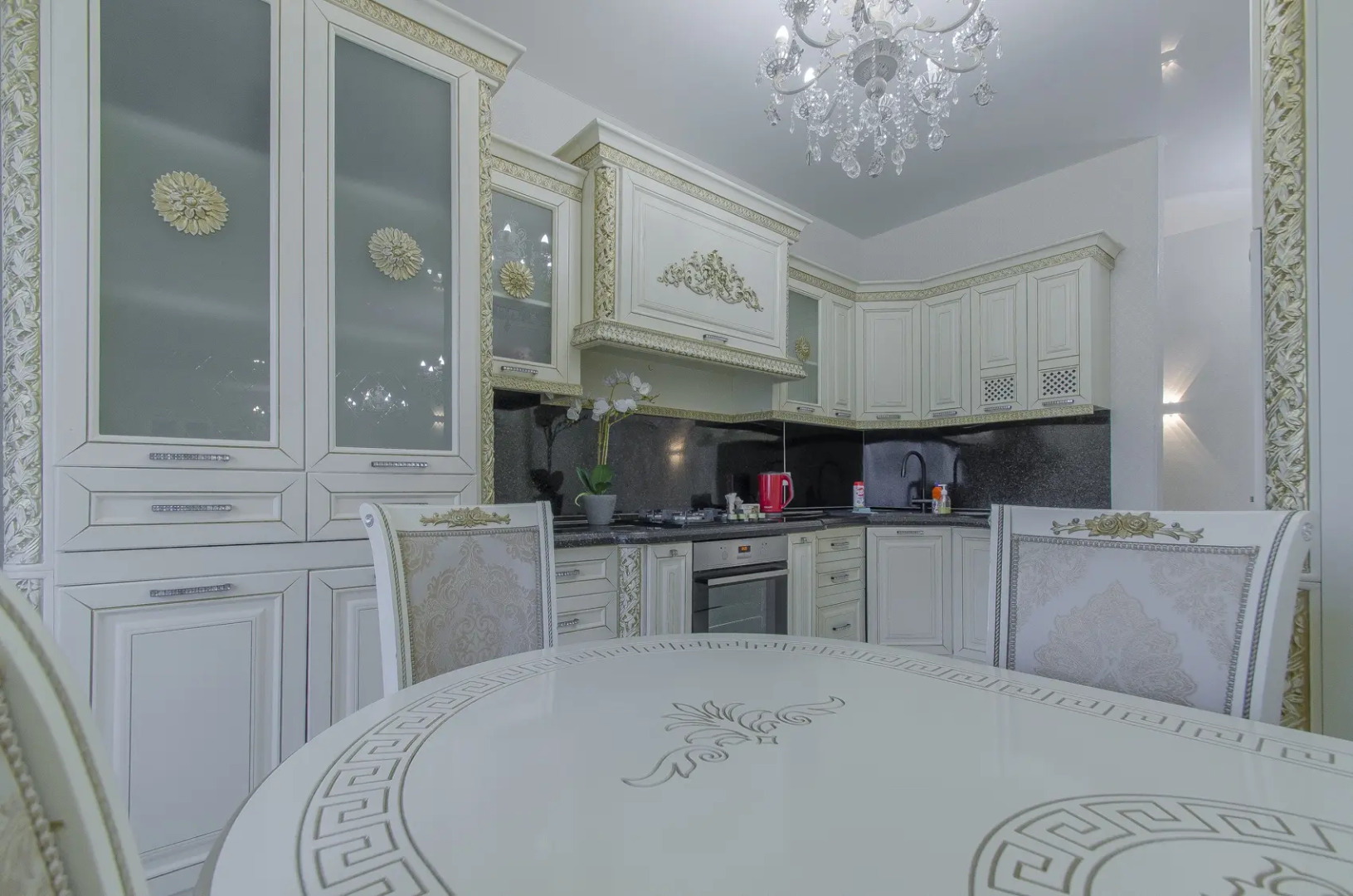 Апартаменты 4 комнатная на заливе