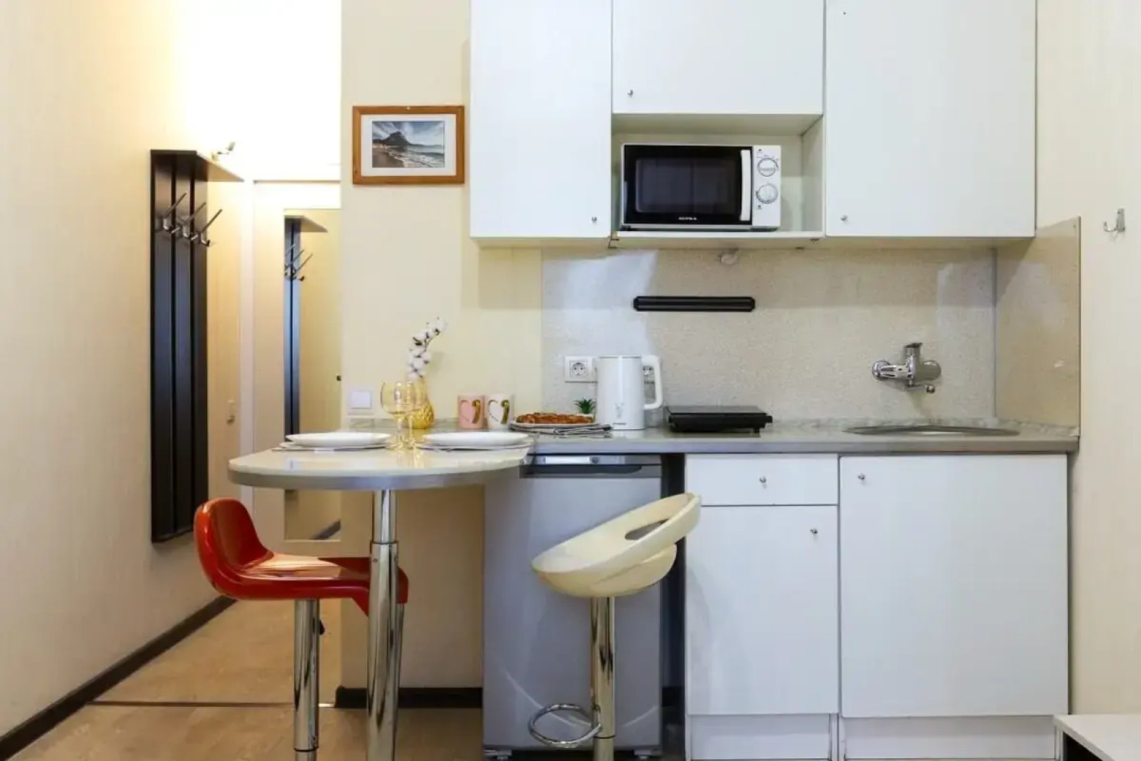 Квартира Life Apartments