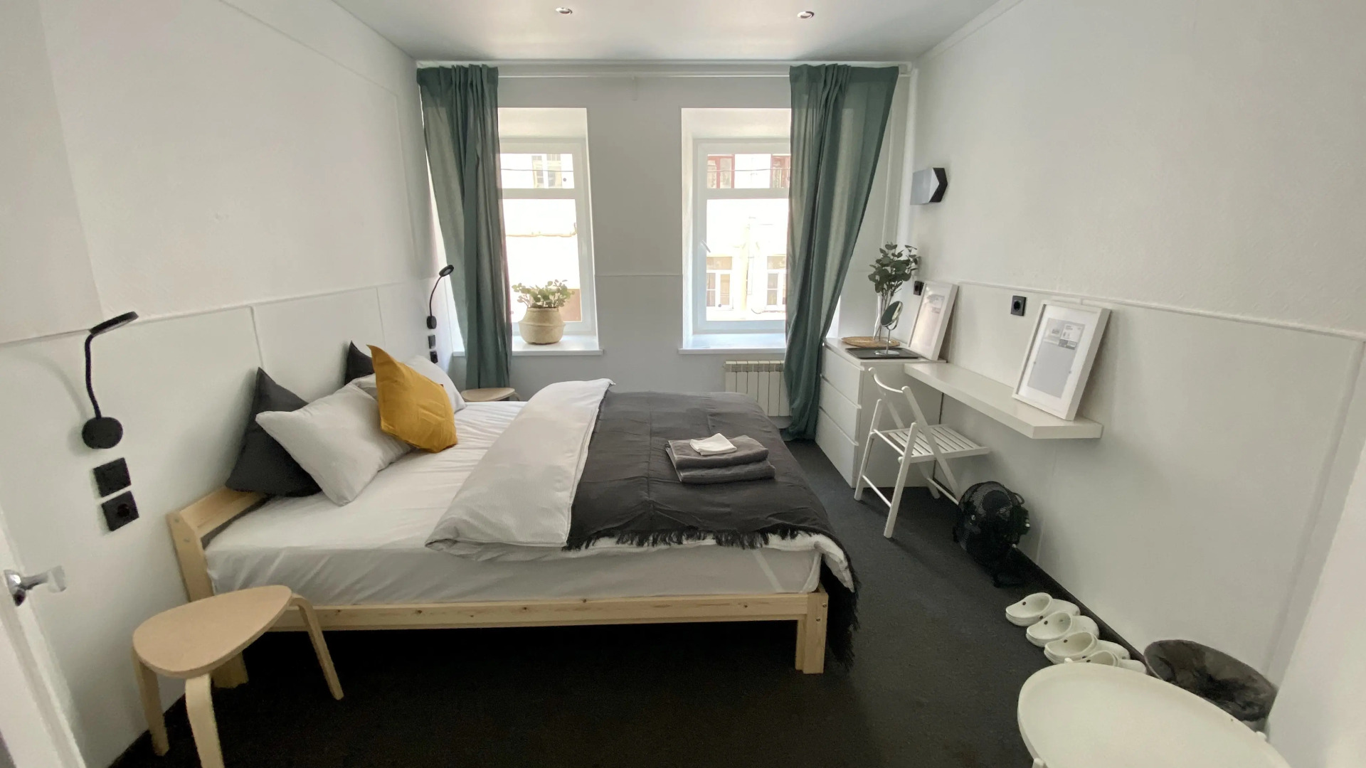 Апартаменты Серебрянический 11