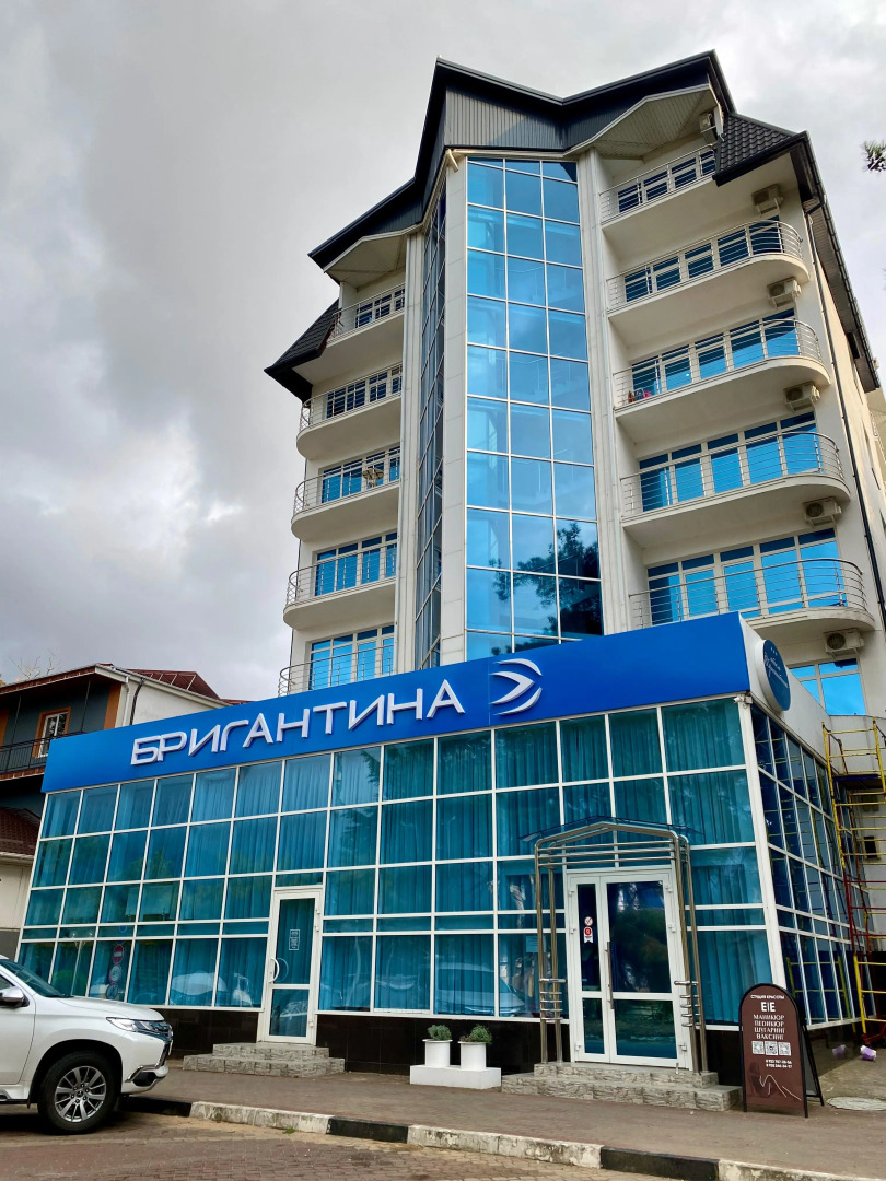 Отель Бригантина