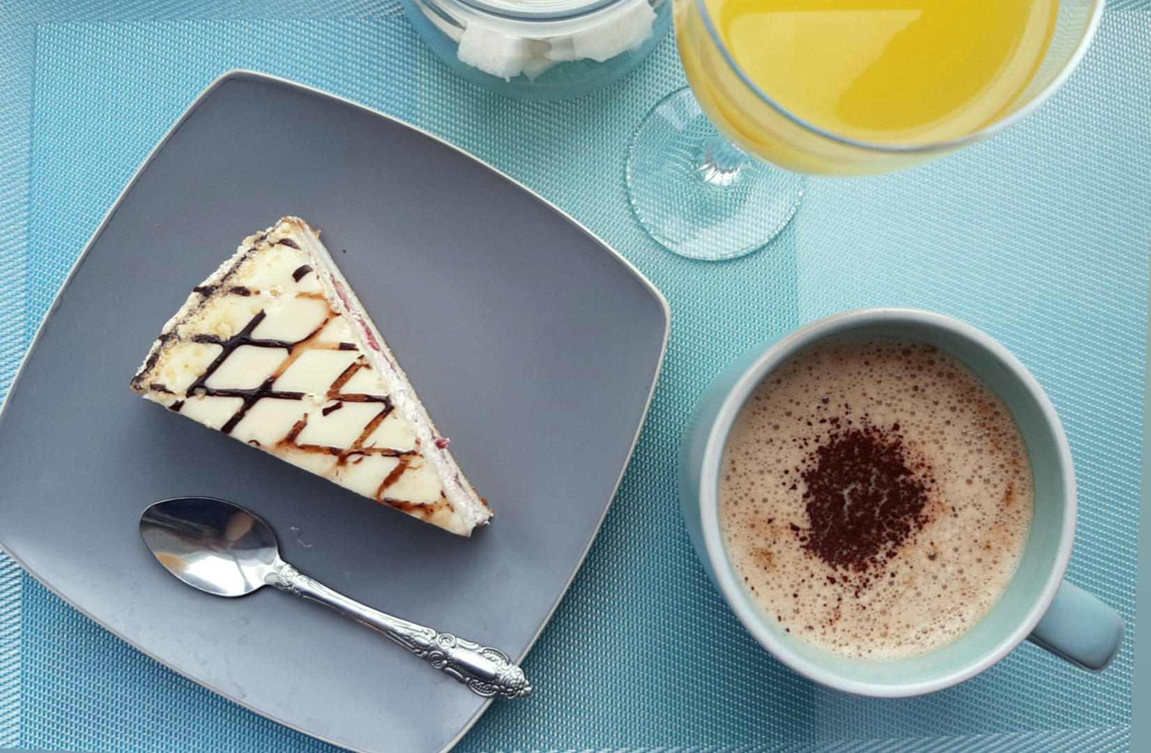 Апартаменты Mint сети DeNewHome на Ленинском проспекте