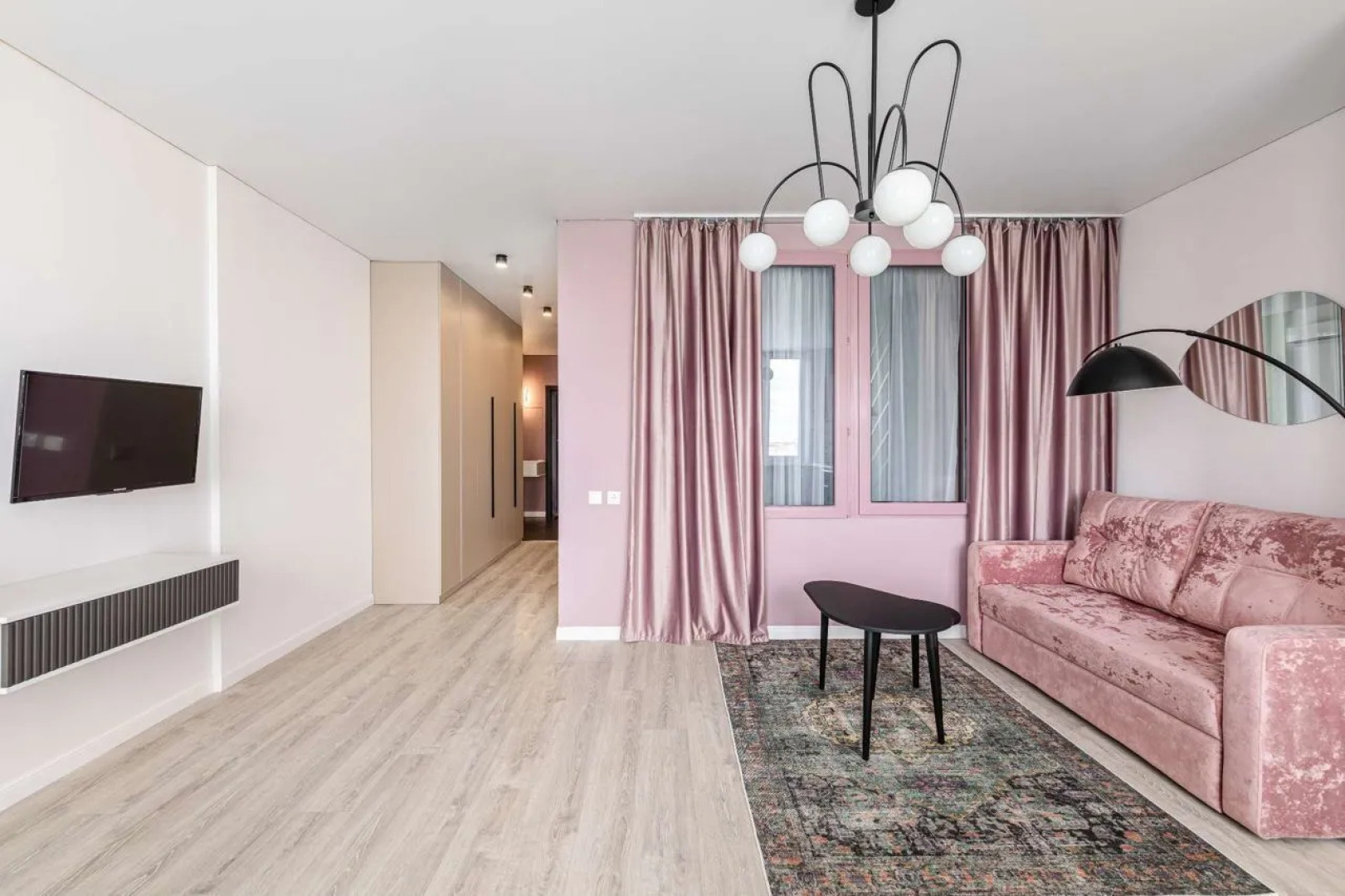 Апартаменты Красивая видовая квартира в историческом Центре Казани