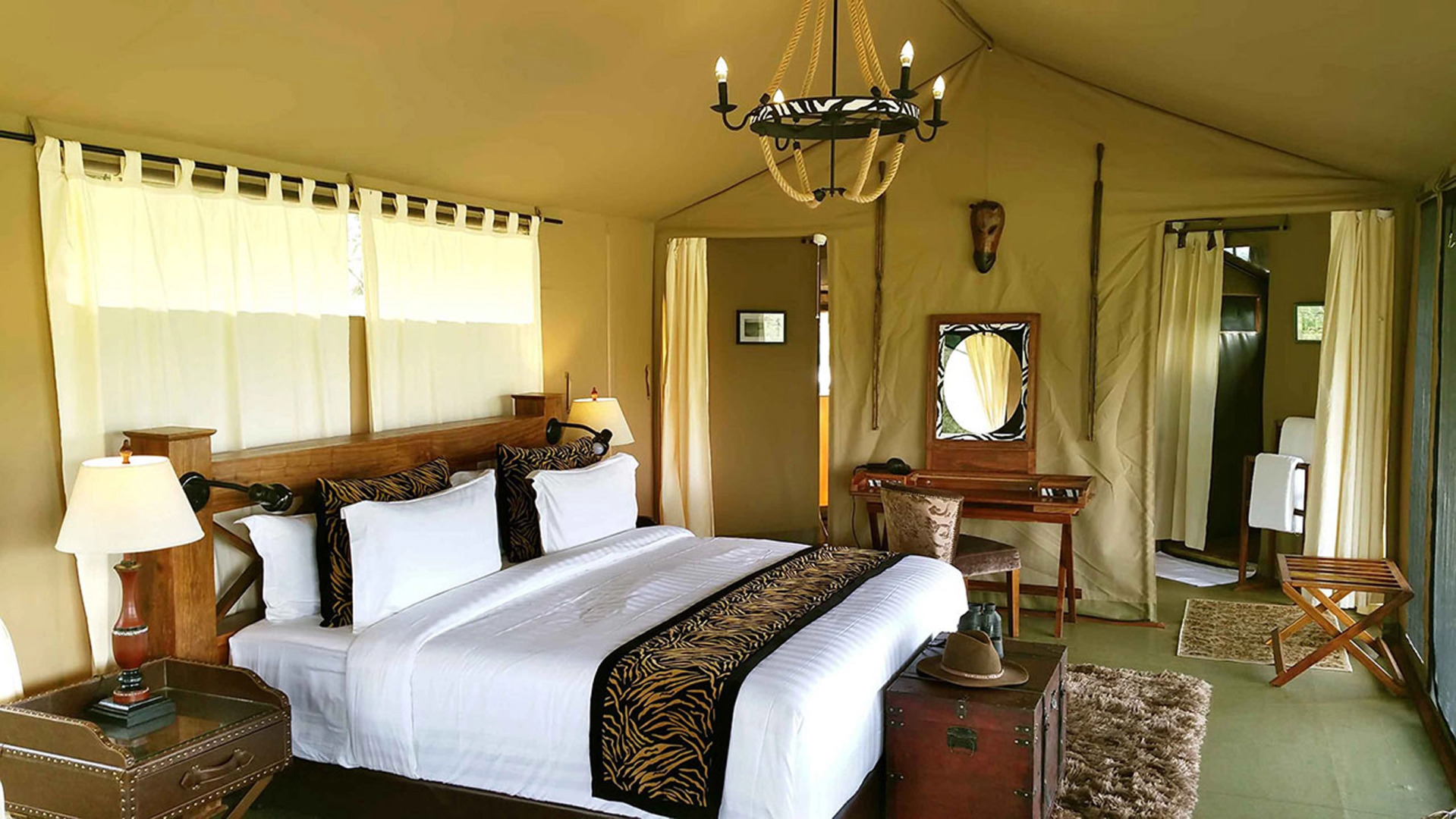 Отель Ole Serai Luxury Camp