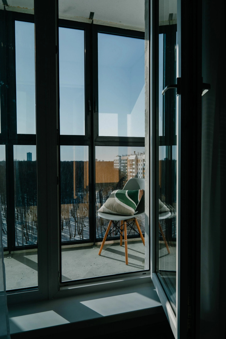 Квартира с Современным Дизайном Студия + Спальня