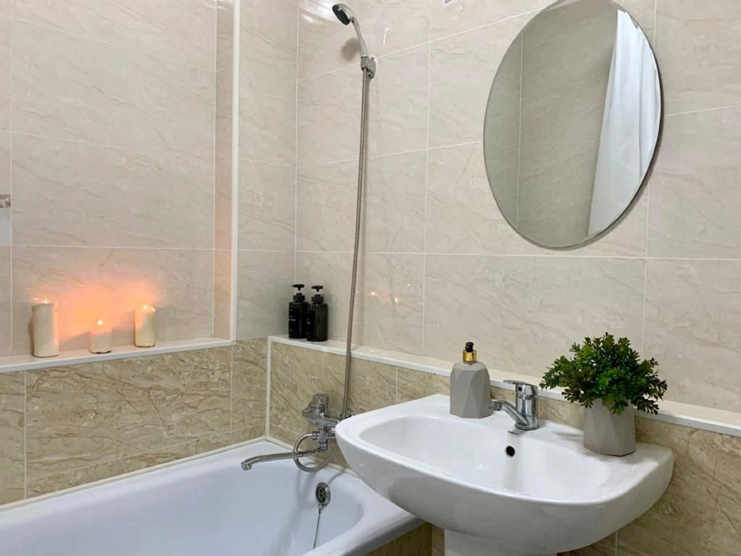 Апартаменты Уникальная студия Жеруйык в стиле Этно в центре