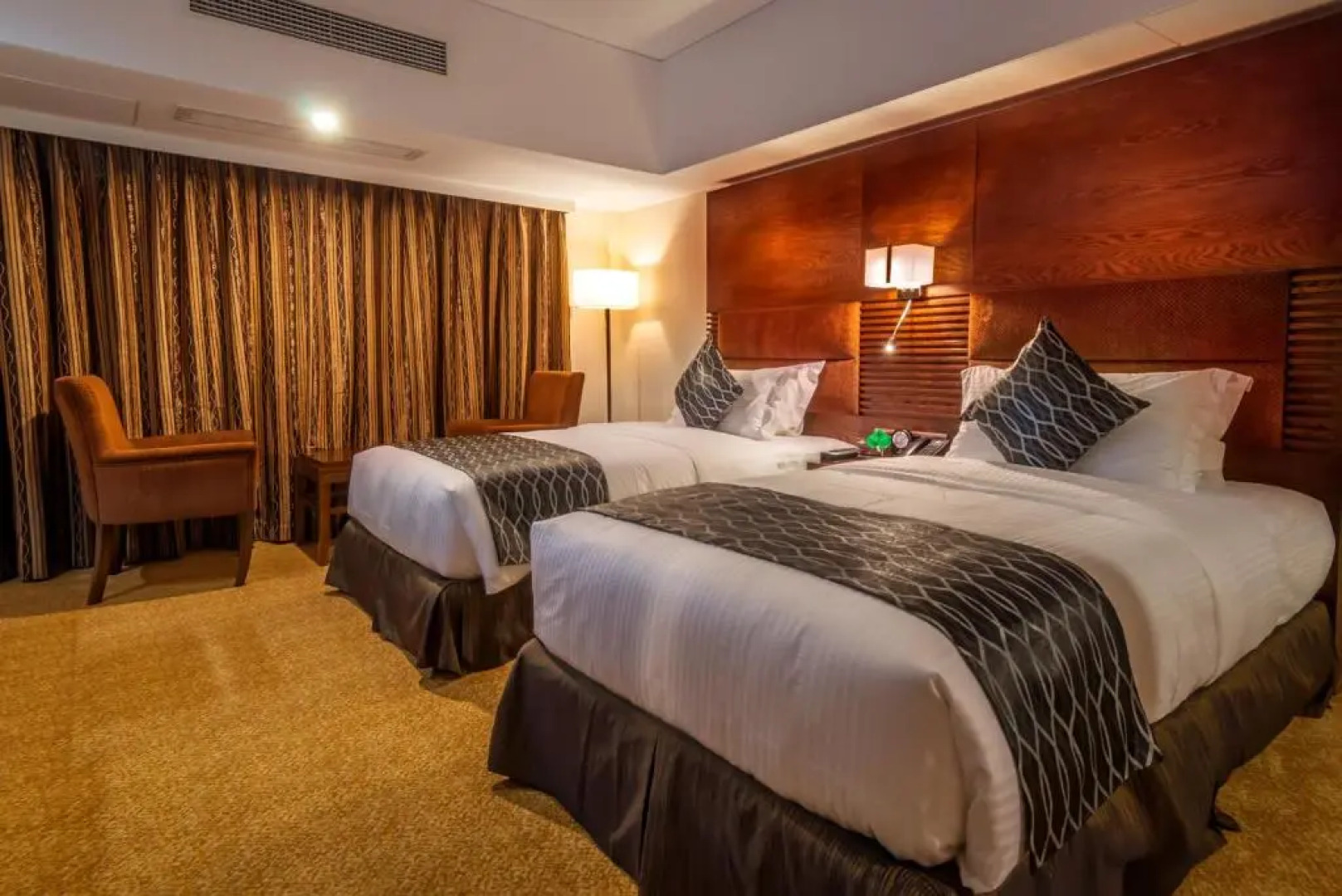 Long Beach Suites Dhaka