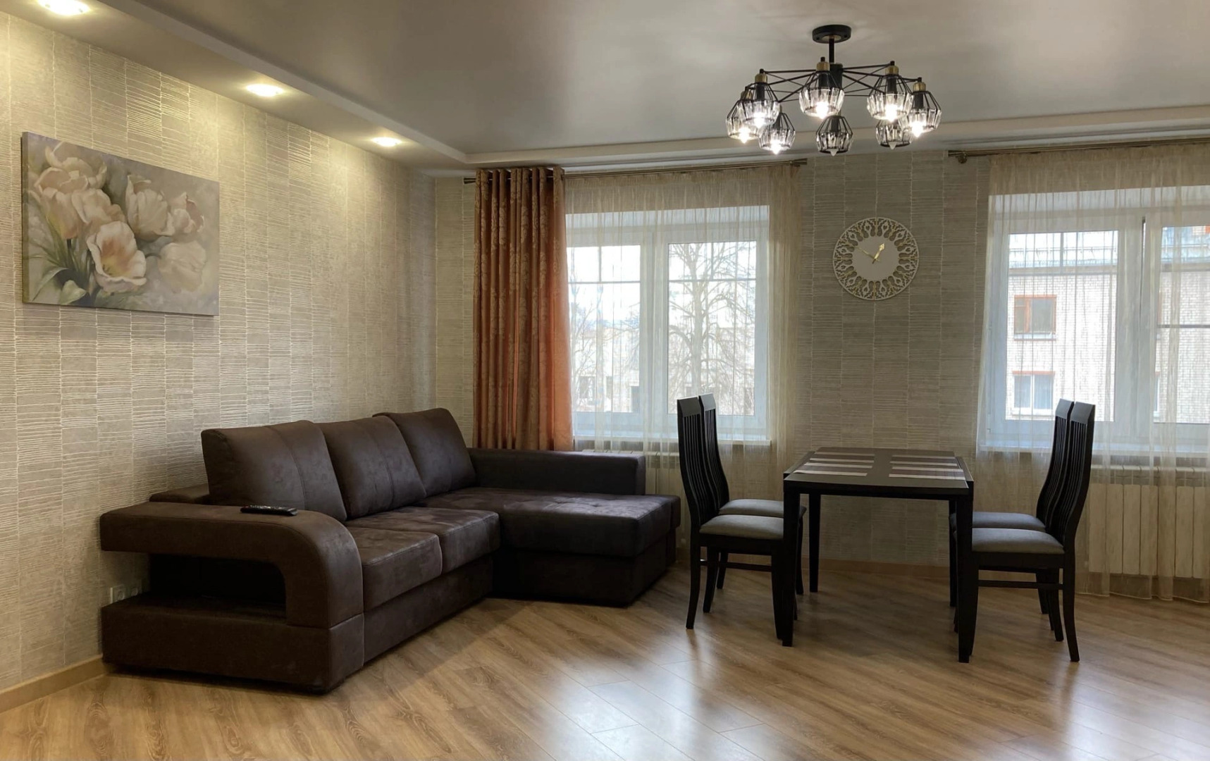 Апартаменты 3-х комнатные на Пролетарской