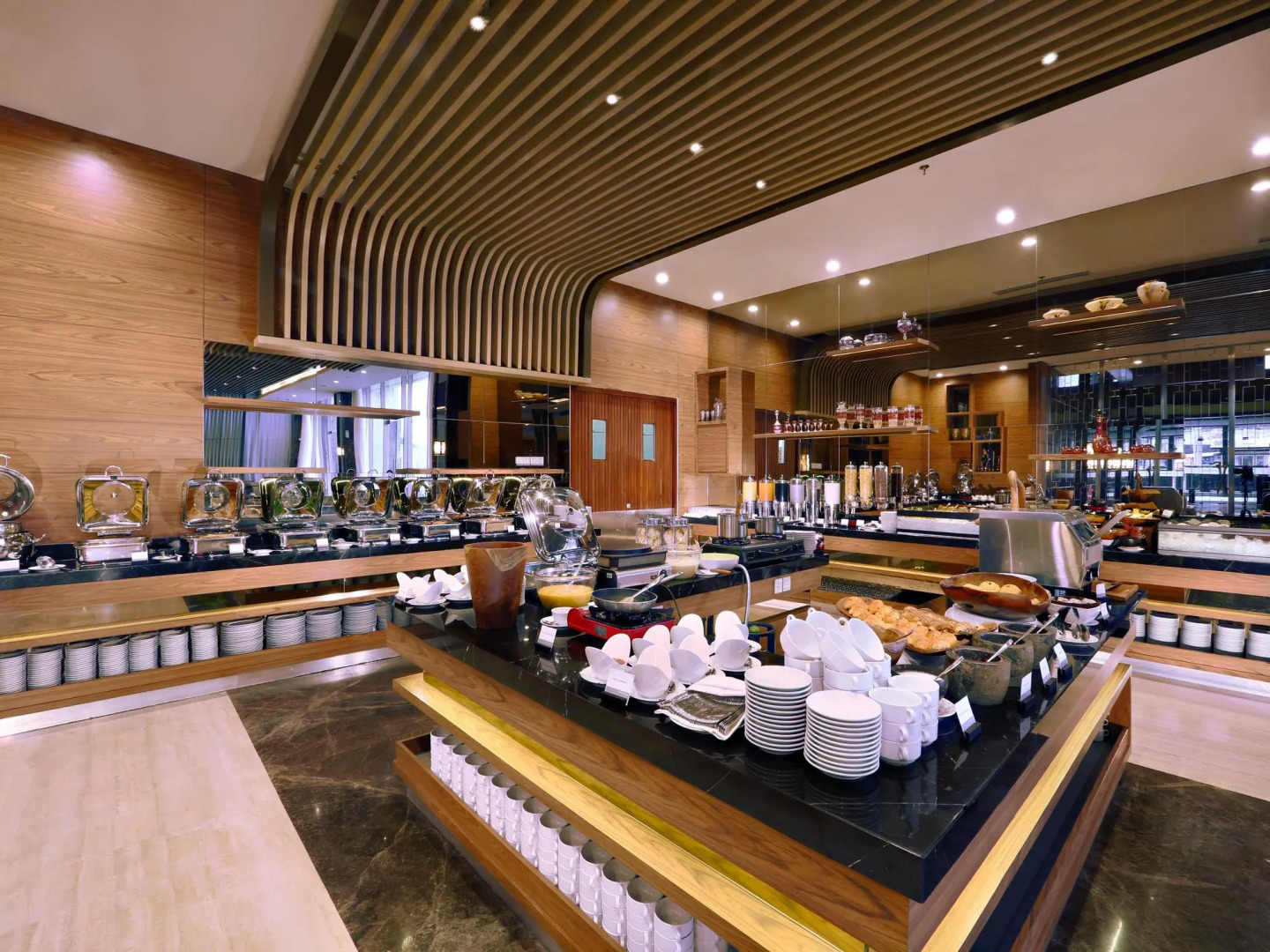 Отель Harper Malioboro Yogyakarta