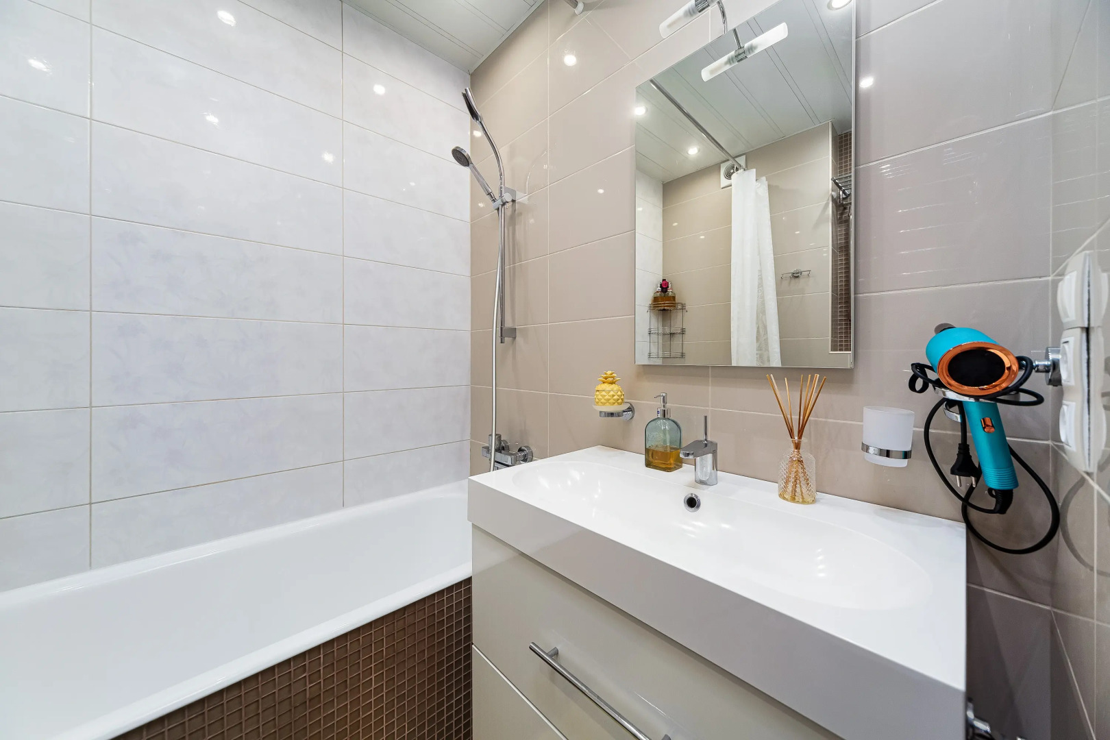 Апартаменты Уютная квартира на Миклухо-Маклая