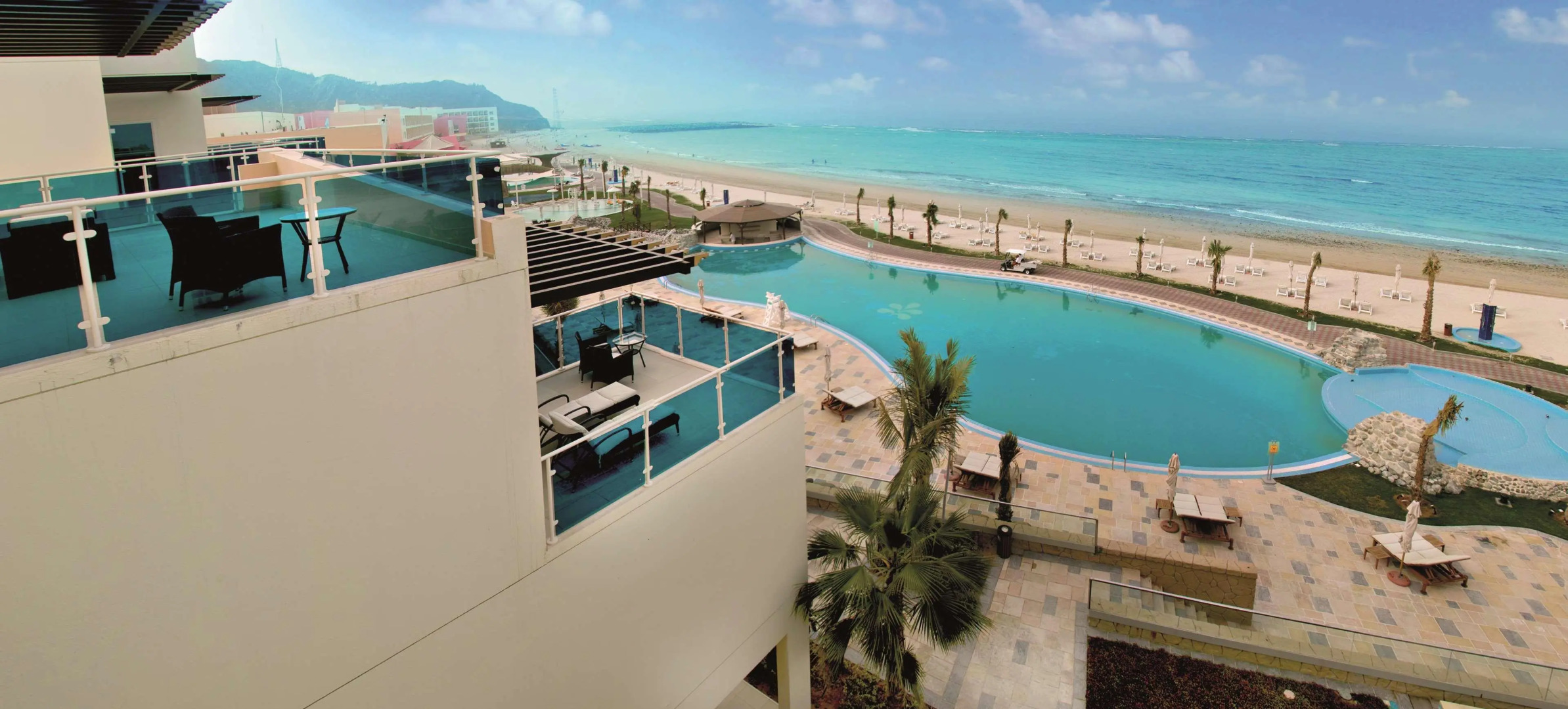 Отель Radisson Blu Resort Fujairah